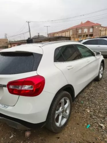 Mercedes-Benz GLA 250