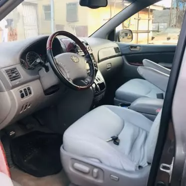 Toyota Sienna