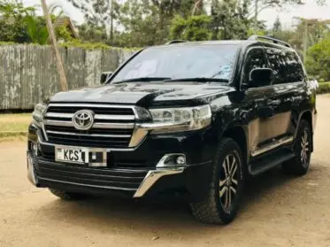 Toyota Landcruiser  V8