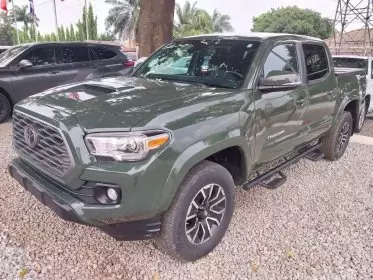 Toyota Tacoma