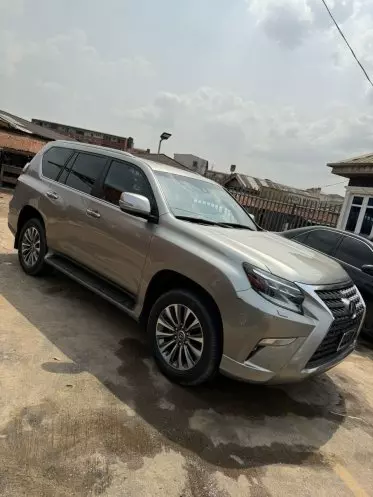 Lexus GX 460