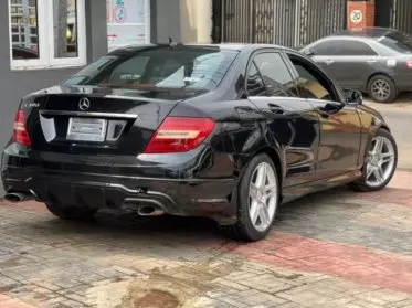 Mercedes-Benz C 300