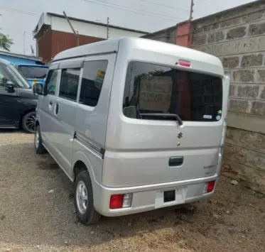 SUZUKI Every