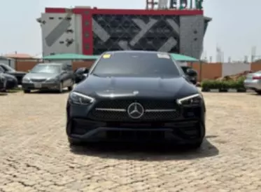 Mercedes-Benz 300