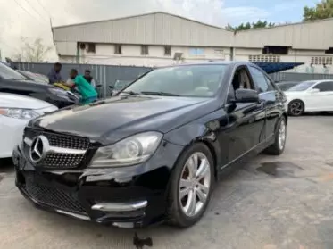 Mercedes-Benz C 350