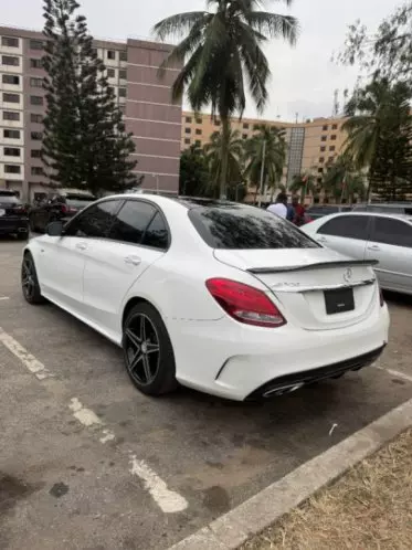 Mercedes-Benz C 450 AMG