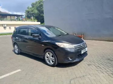 Nissan Lafesta