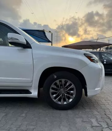 Lexus GX 460