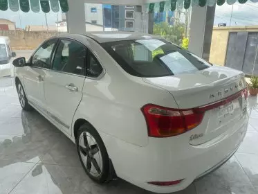 DONGFENG Aeolus E70