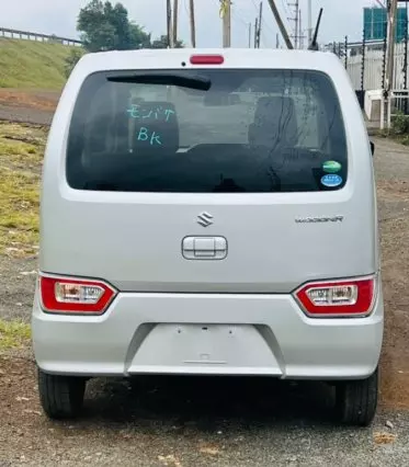 SUZUKI Wagon R+