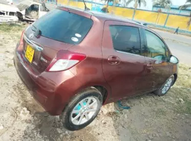 Toyota Vitz Jewela