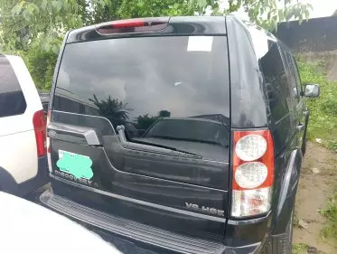Land Rover LR 4