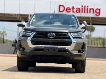 Toyota Hilux 