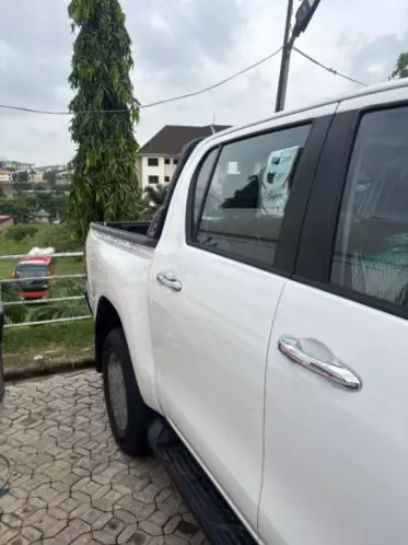Toyota Hilux 