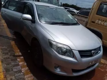 Toyota Fielder 