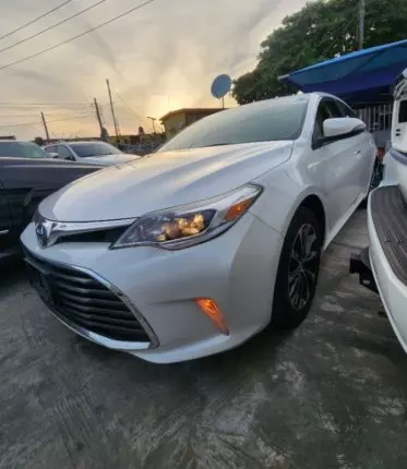 Toyota Avalon