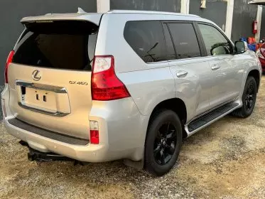 Lexus GS 460