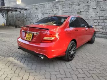 Mercedes-Benz C 180