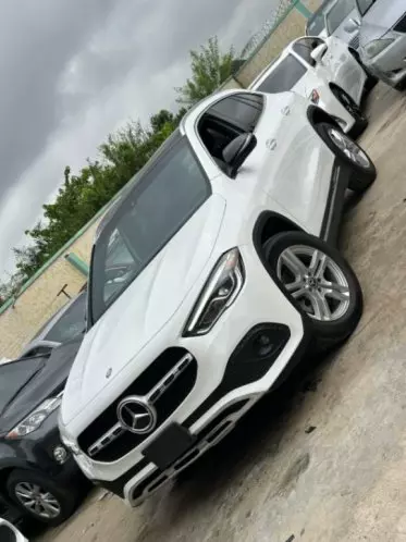 Mercedes-Benz GLA 250