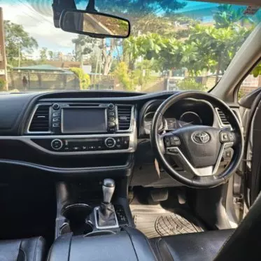 Toyota kluger