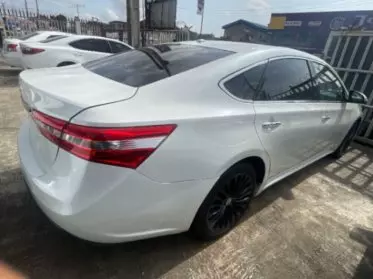 Toyota Avalon