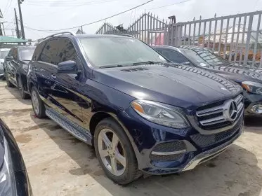 Mercedes-Benz GLE 350