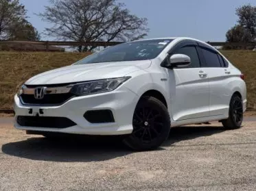 Honda Grace Hybrid