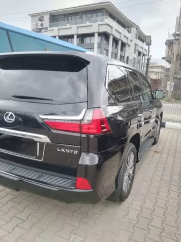 Lexus LX 570