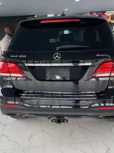 Mercedes-Benz GLE 400