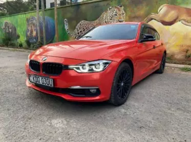BMW 320i