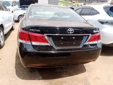 Toyota Crown Majesta