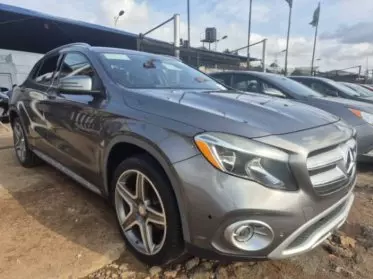 Mercedes-Benz GLA 250