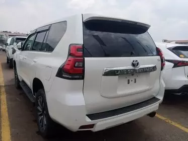 Toyota Landcruiser Prado