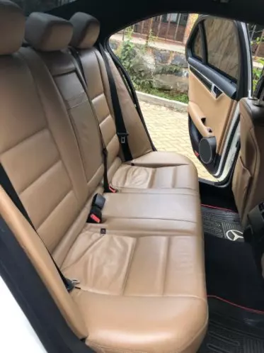 Mercedes-Benz C200