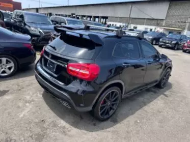 Mercedes-Benz GLA 45 AMG