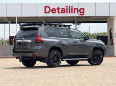 Toyota Landcruiser Prado