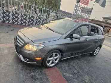 Mercedes-Benz B 250