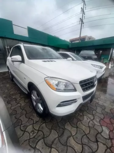 Mercedes-Benz ML 350