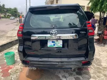 Toyota Land Cruiser