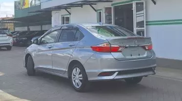 Honda Grace 