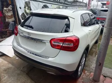 Mercedes-Benz GLA 250