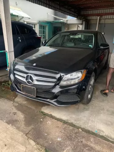 Mercedes-Benz C 300