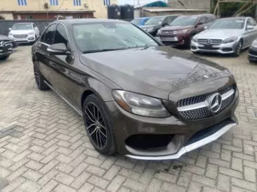 Mercedes-Benz C 300