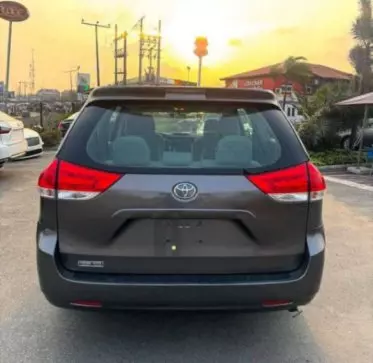 Toyota Sienna