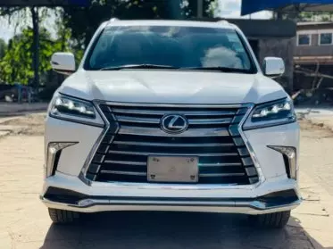 Lexus LX 570