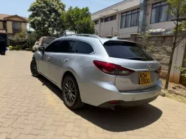 Mazda Atenza 