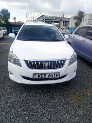 Toyota Premio