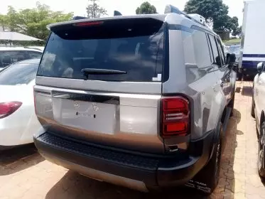 Toyota Landcruiser Prado