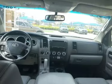 Toyota Sequoia