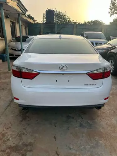 Lexus ES 350